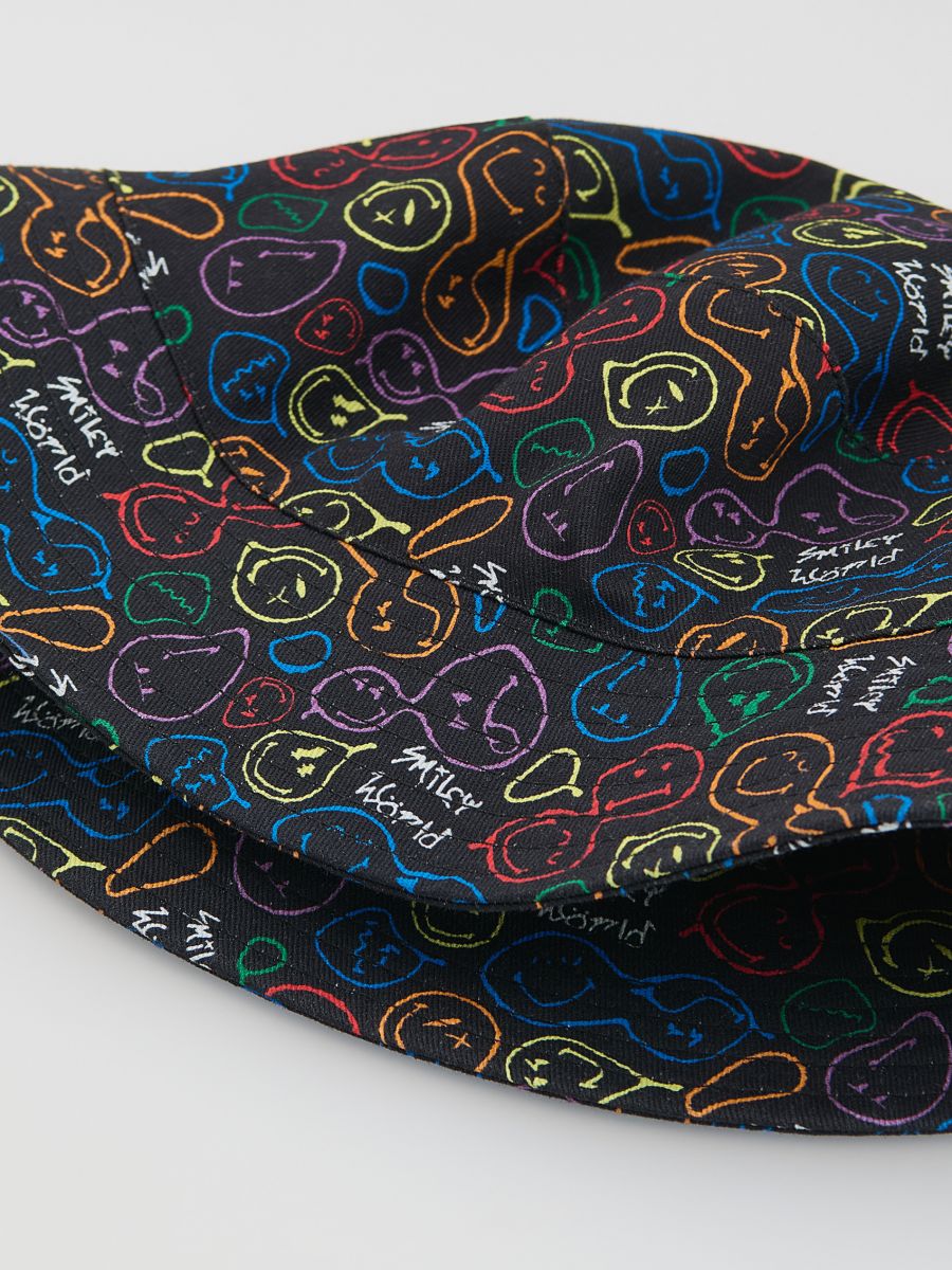 SmileyWorld® bucket hat