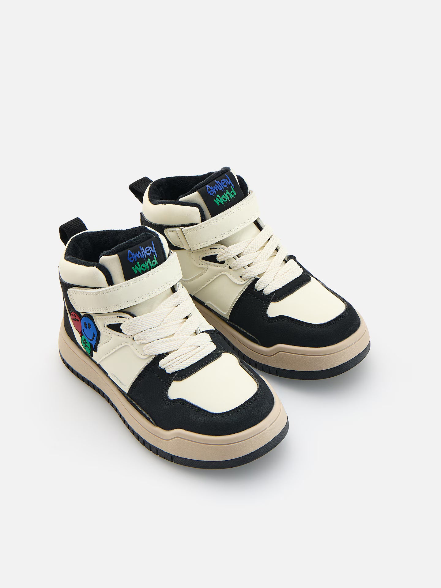 SmileyWorld® shoes