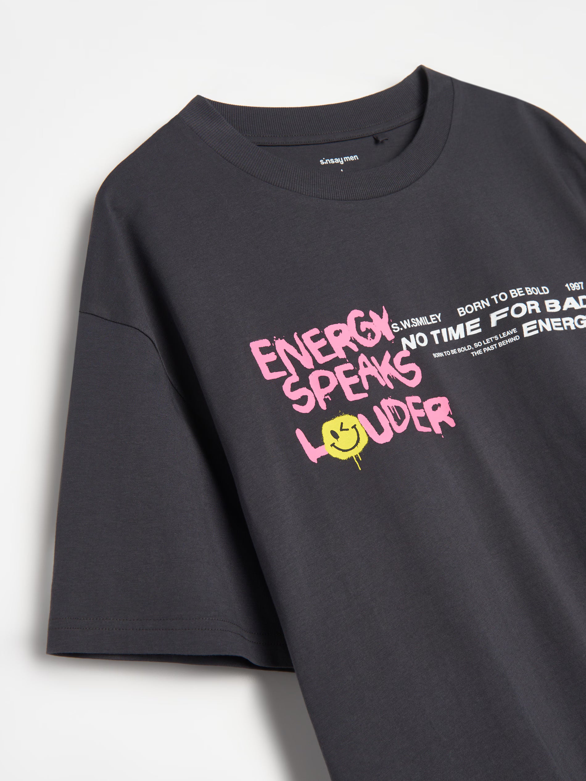 Cotton T-shirt with S.W.Smiley print on the back