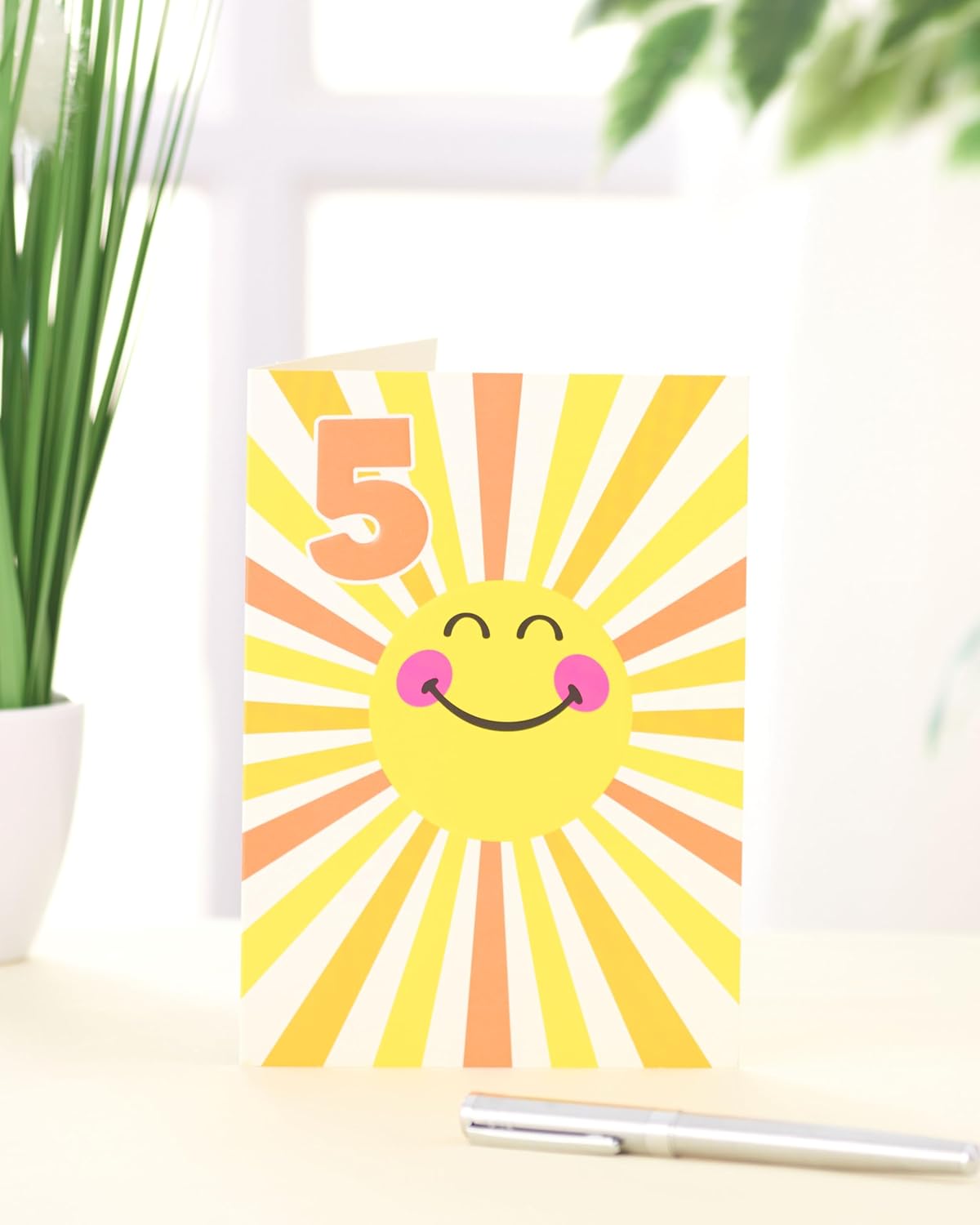 UK Greetings | Smiley World 5th Birthday Card for Boy/Girl | Happy Birthday Gifts | Her/Him | Sunshine Design | With Envelope | 133 x 184 mm
