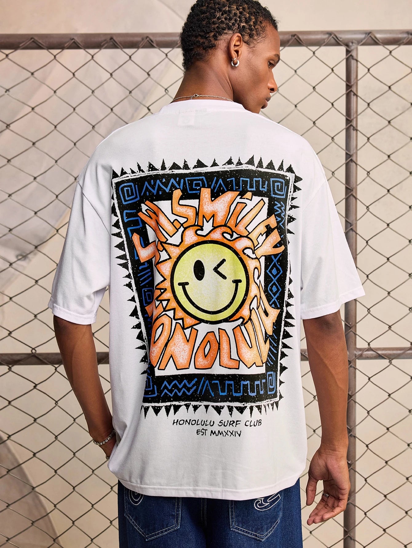 ROMWE MEN S.W.Smiley X ROMWE 2026 Summer New Men's T-Shirt IP Style Fashion Casual Graphic Print Unisex Couple Streetwear Short Sleeve Crew Neck Top