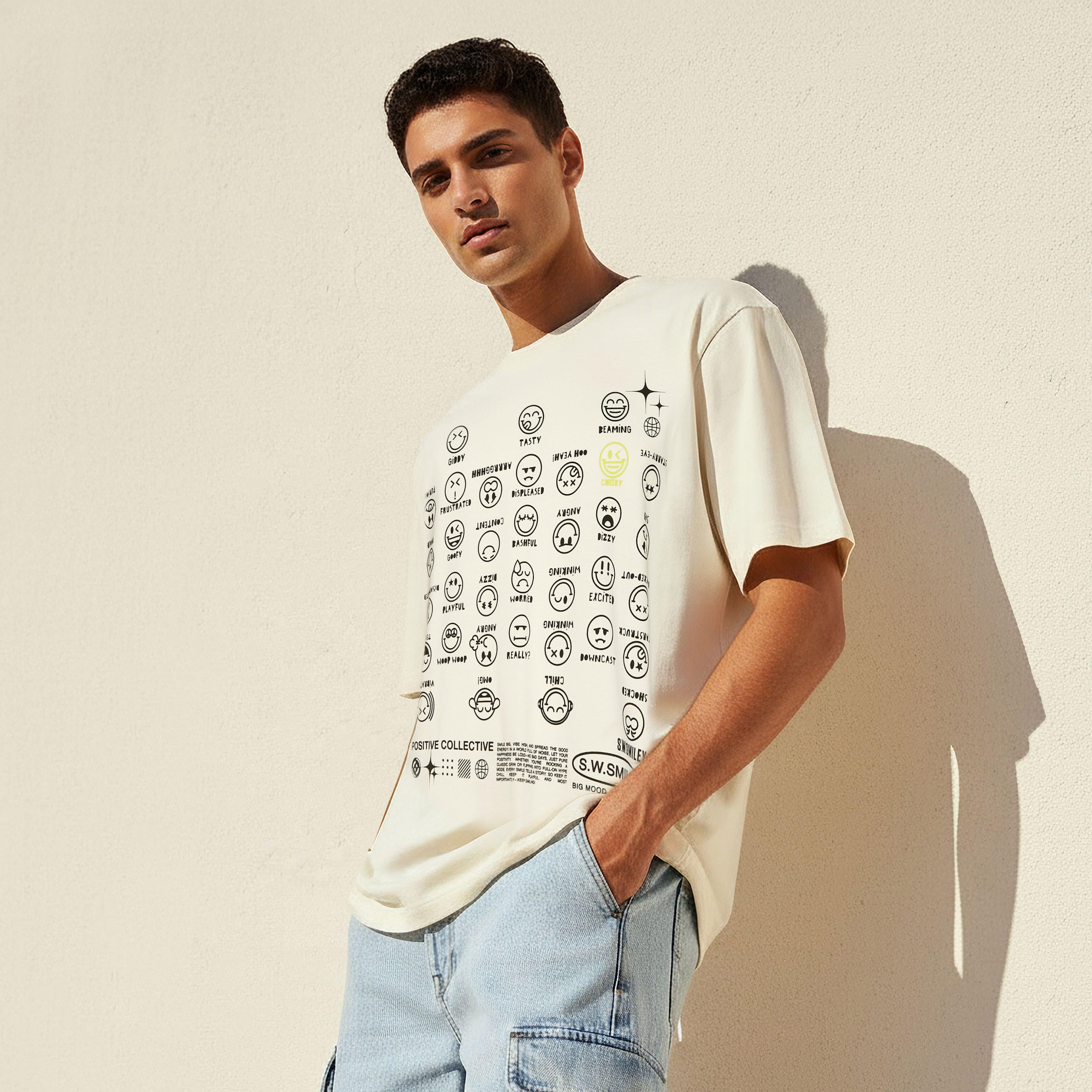 Men Regular Fit Crew Neck Short Sleeve S.W.Smiley Print T-shirt