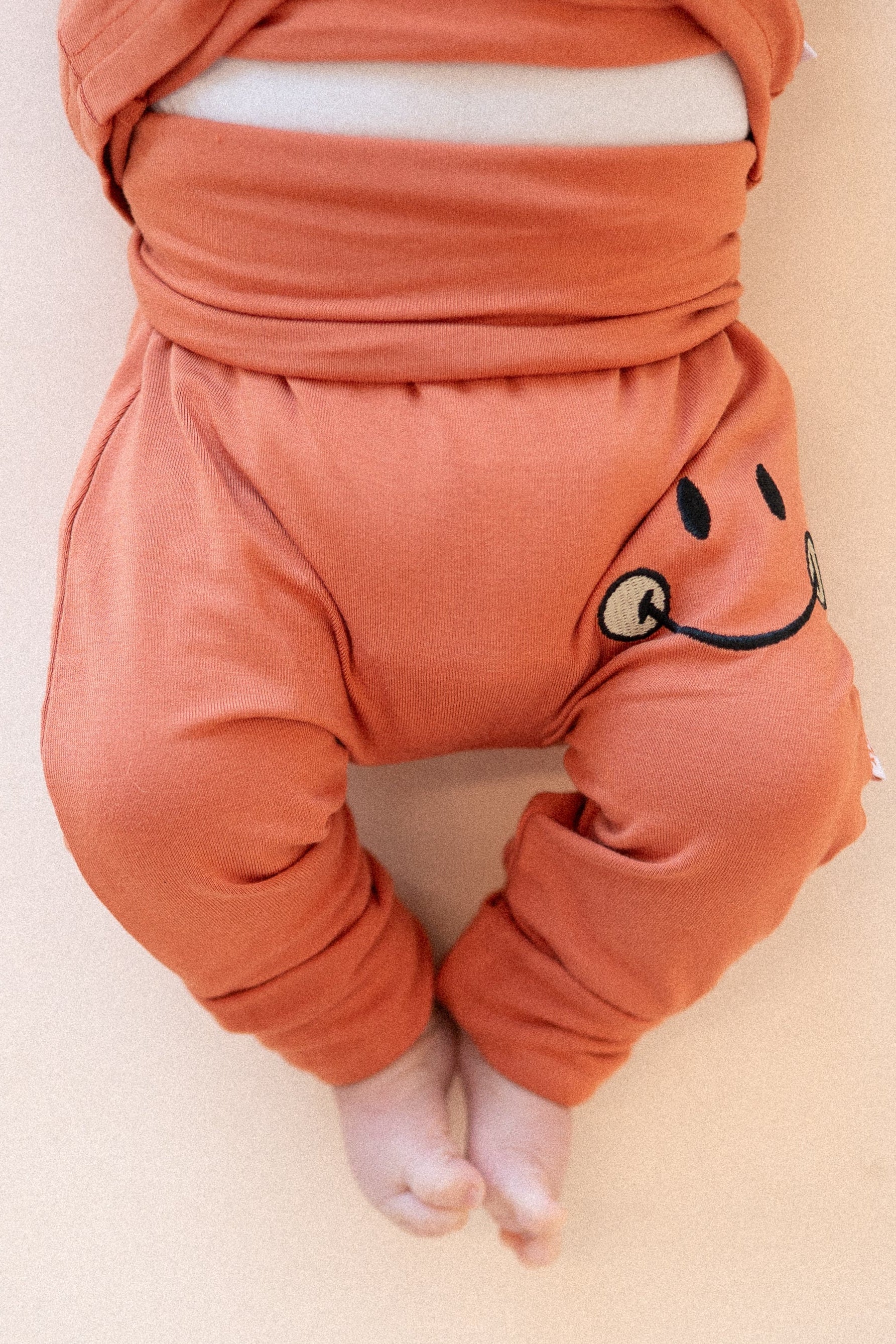 Grow With Me Pant - Mini Smiley® Happy Rust - Luxe Bamboo