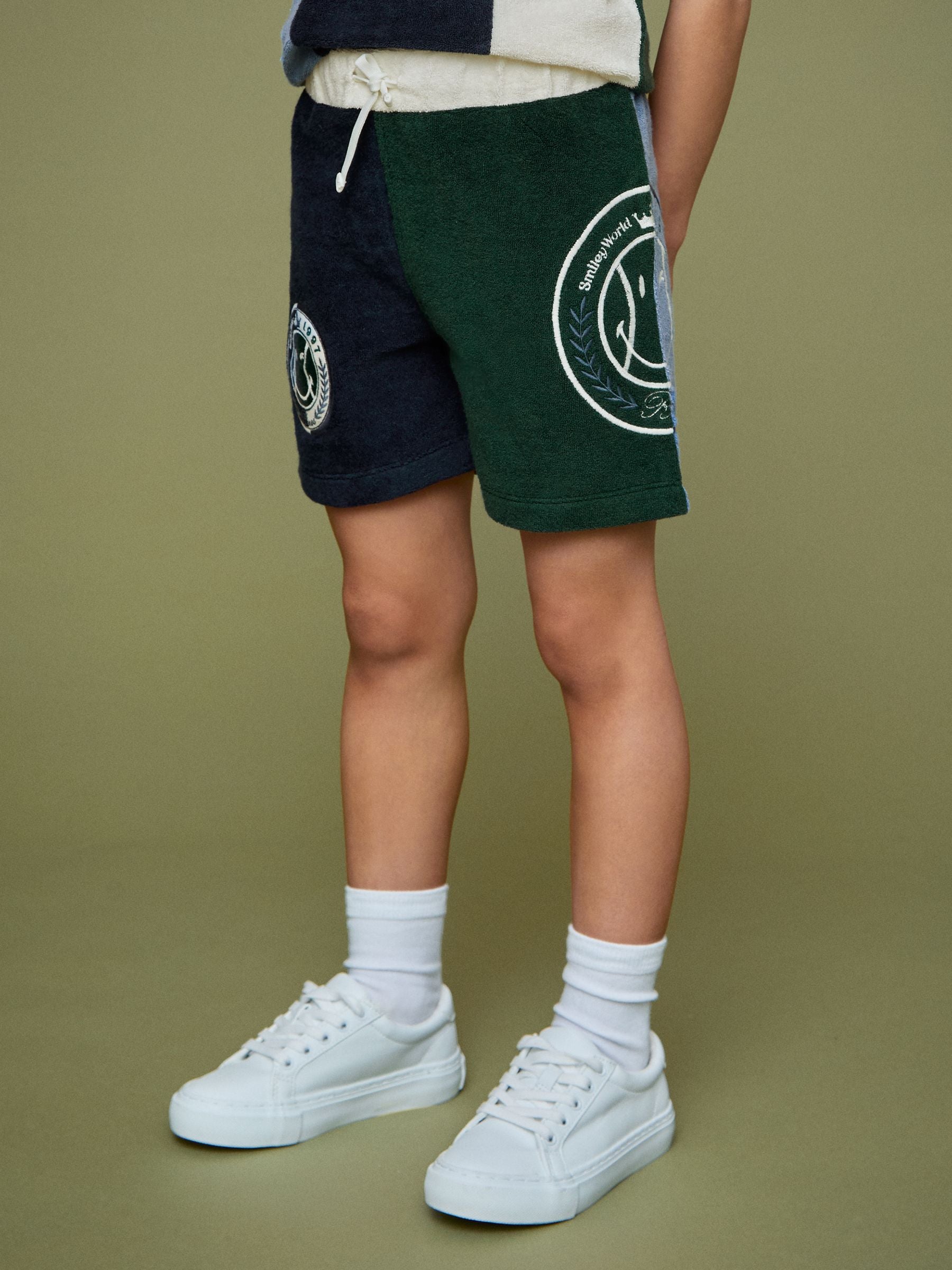 SmileyWorld | Reiss Towelling Shorts in Blue