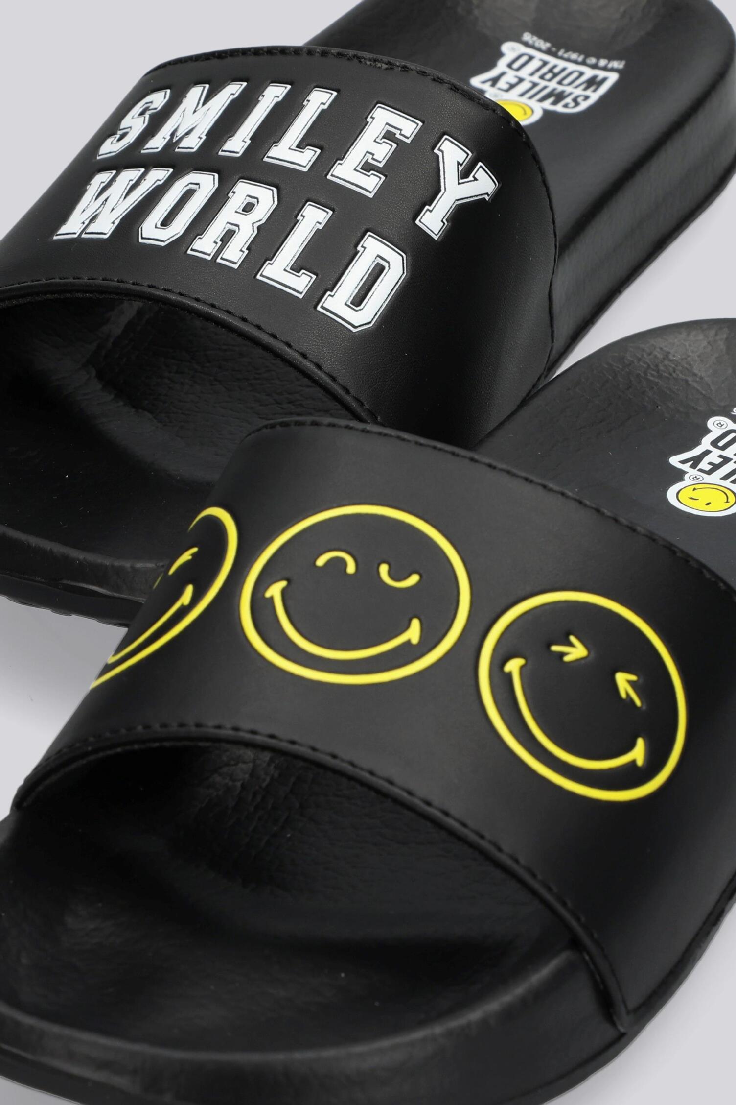 SmileyWorld® Flip-Flops