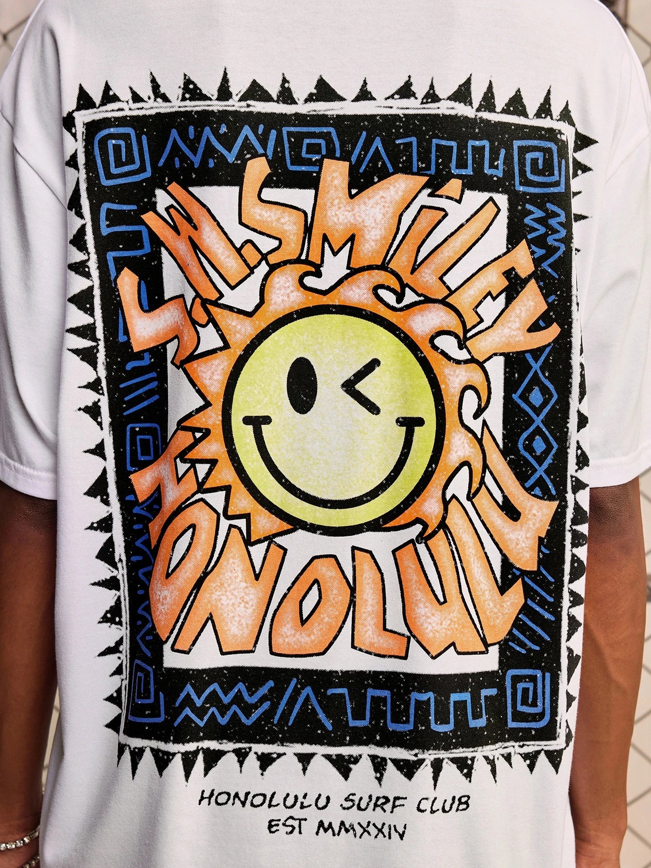 ROMWE MEN S.W.Smiley X ROMWE 2026 Summer New Men's T-Shirt IP Style Fashion Casual Graphic Print Unisex Couple Streetwear Short Sleeve Crew Neck Top