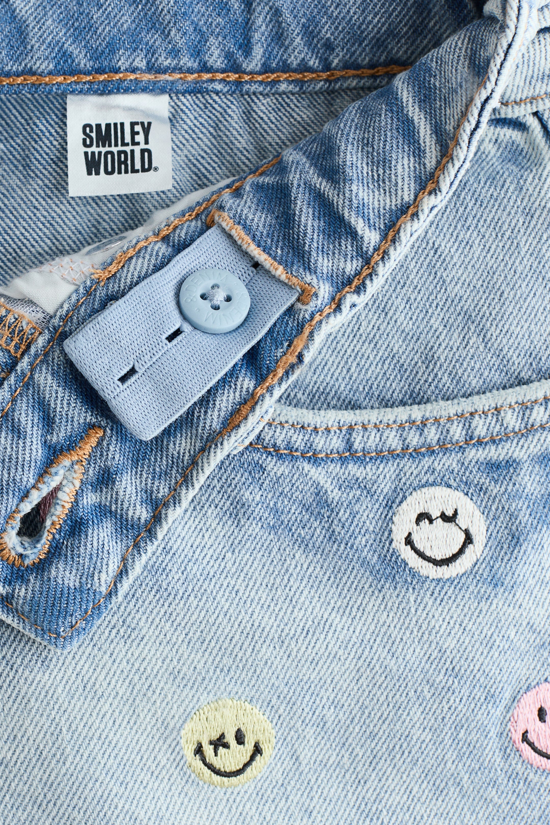 Embroidery-detail denim shorts