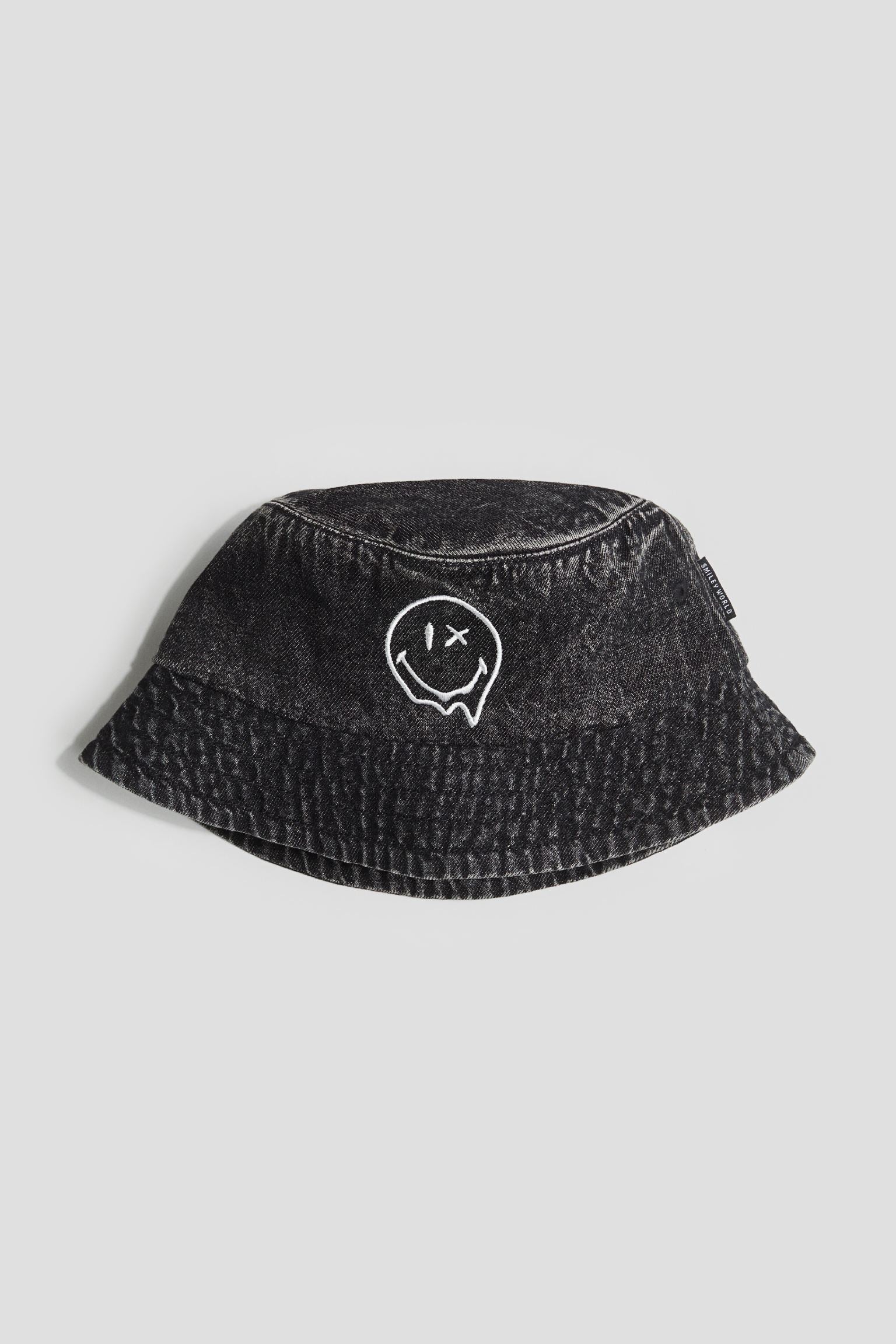 Bucket hat motif on sale