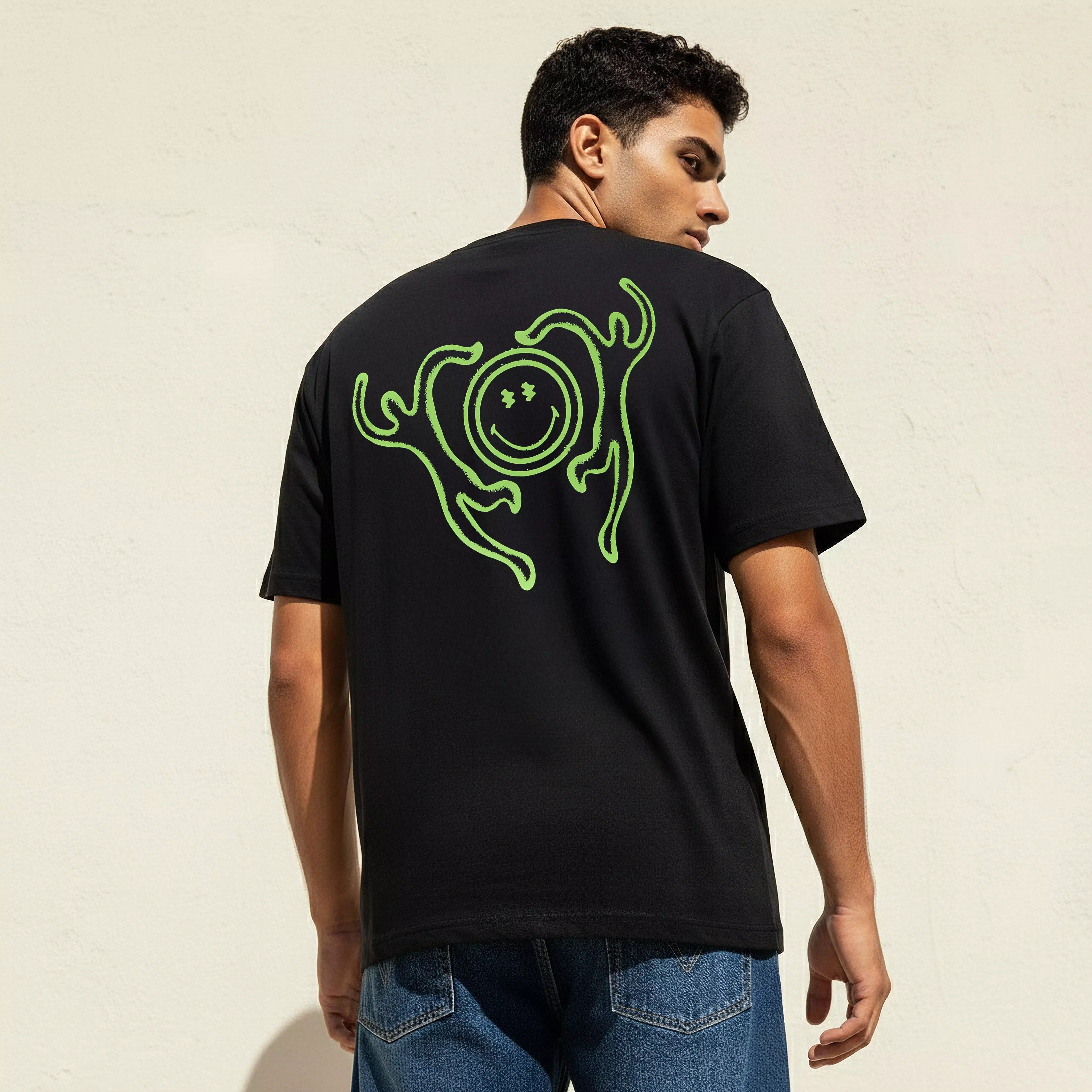 Men Regular Fit Crew Neck Short Sleeves S.W.Smiley Print T-shirt