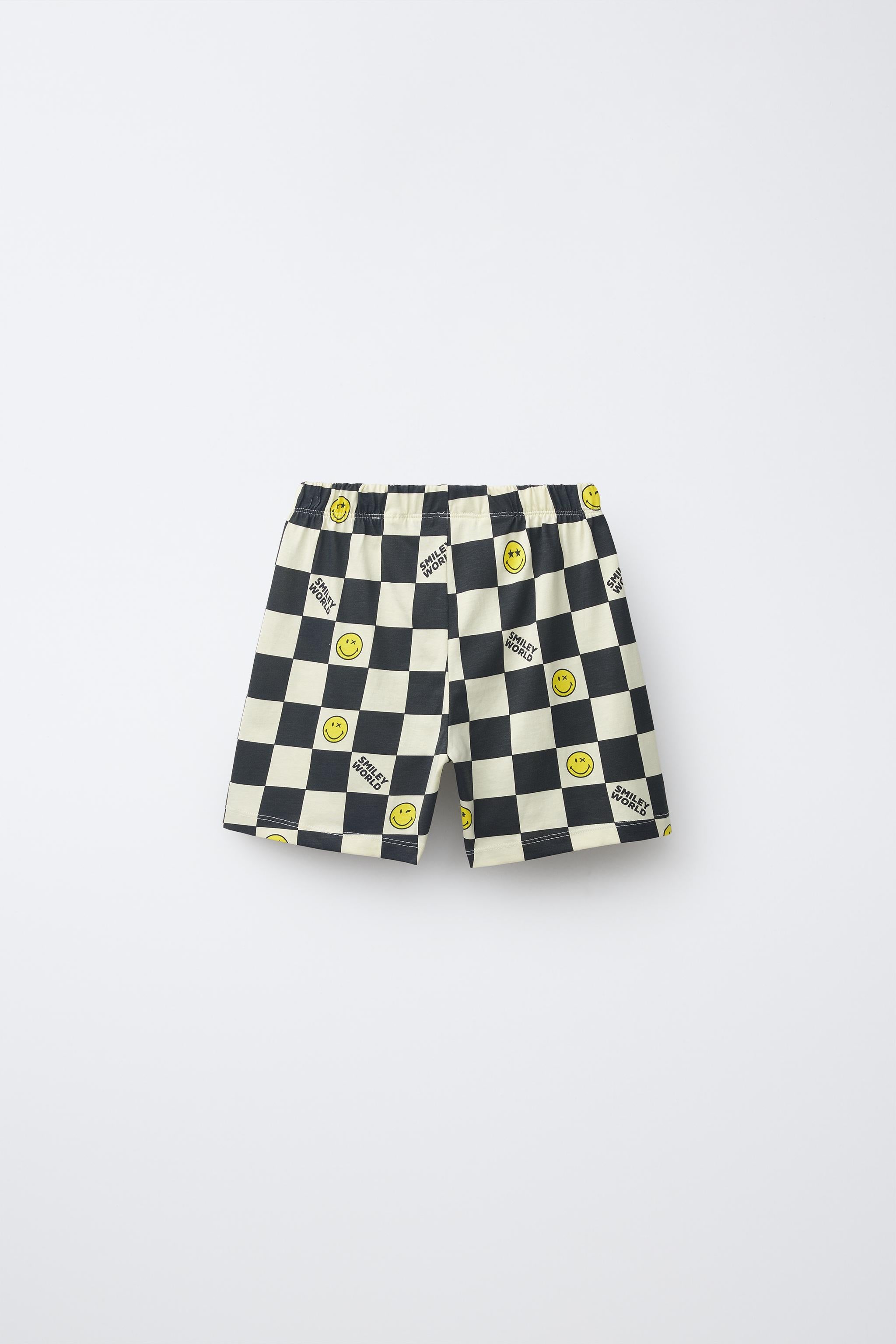 AGES 6-14/ SMILEYWORLD ® PYJAMAS