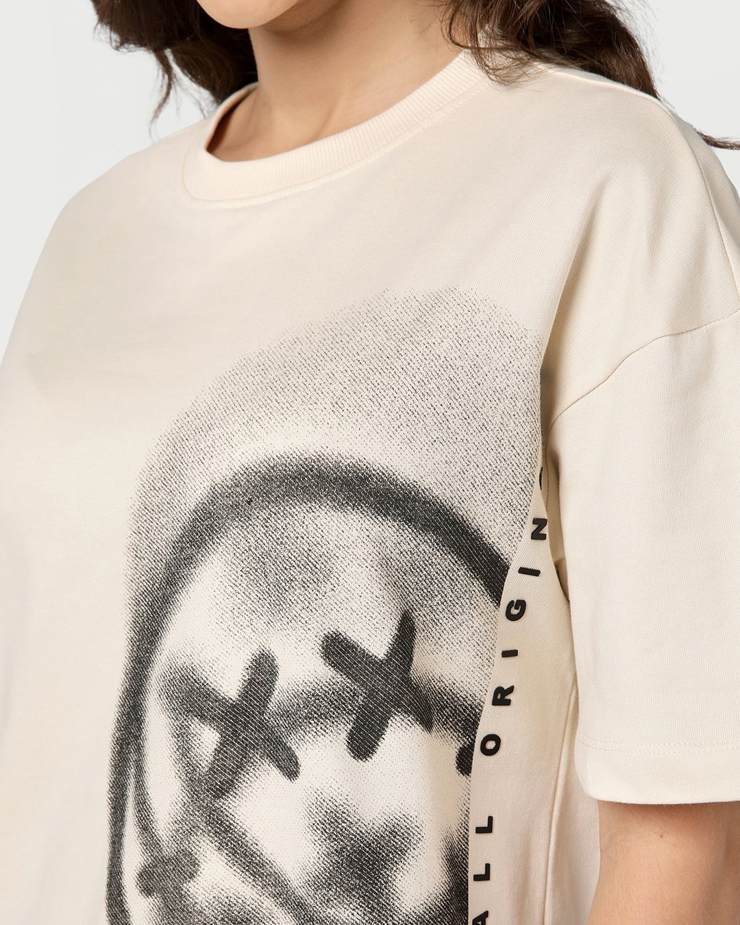 S.W. Smiley Women's Beige Smiley Graphic Printed Oversized T-shirt