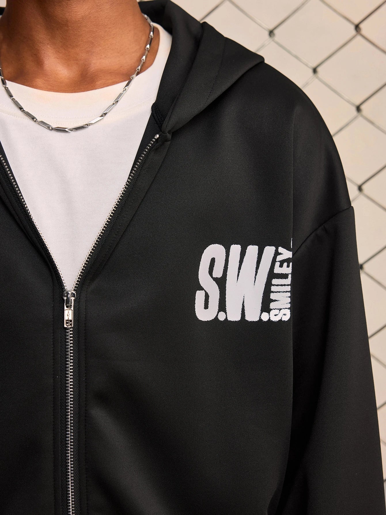 ROMWE MEN S.W.Smiley X ROMWE Men's Smiling Face & Letter Print Long Sleeve Zip-Up Hooded Sweatshirt