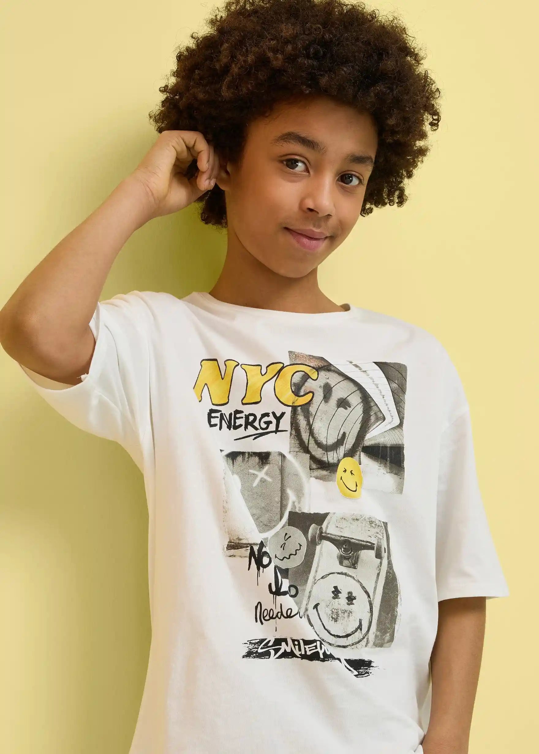 Smiley World T-shirt made of pure cotton in a loose fit