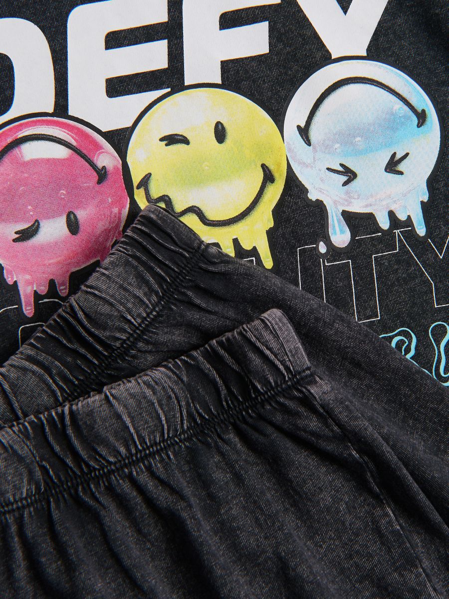 SmileyWorld® cotton pyjama set