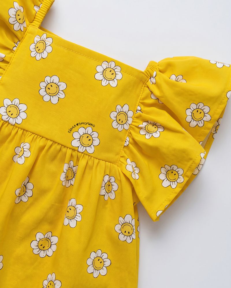 Baby Dress with Bouquet by Smileyworld®