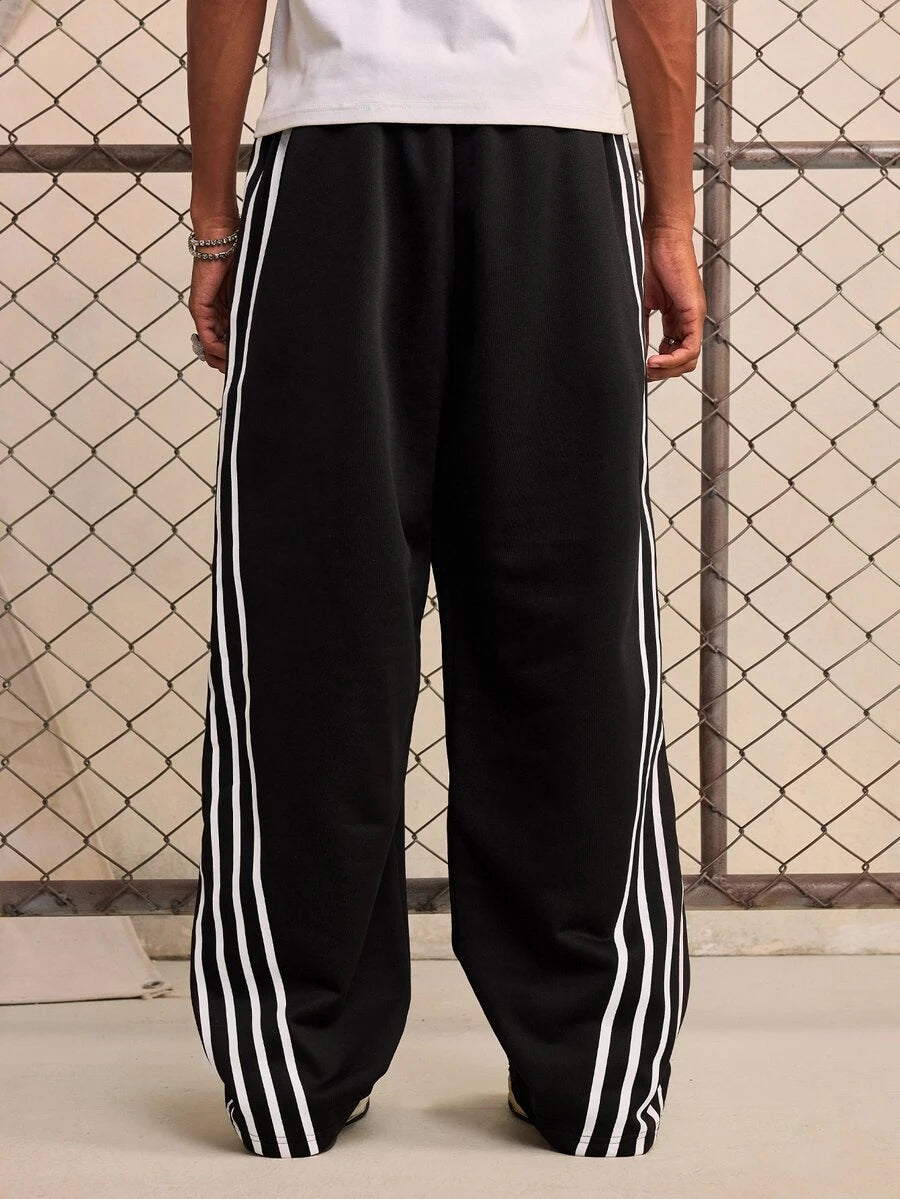 ROMWE MEN S.W.Smiley X ROMWE Men's Autumn/Winter Striped Drawstring Waist Casual Loose Sweatpants
