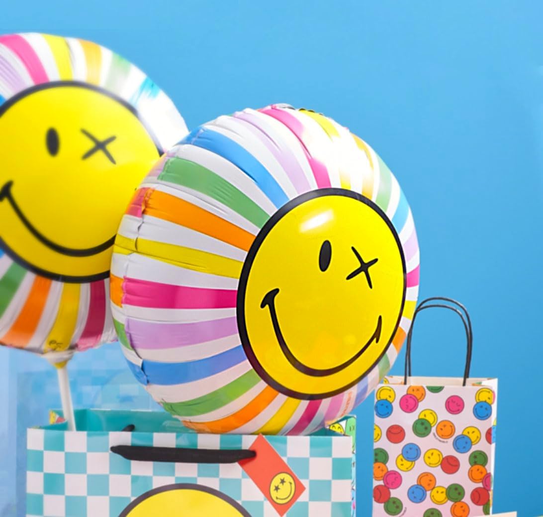 UK Greetings | Smiley World Balloon | Him/Her/Friend | Happy Birthday Gifts | Smiley Design | Balloon 36cm with 150cm of Ribbon