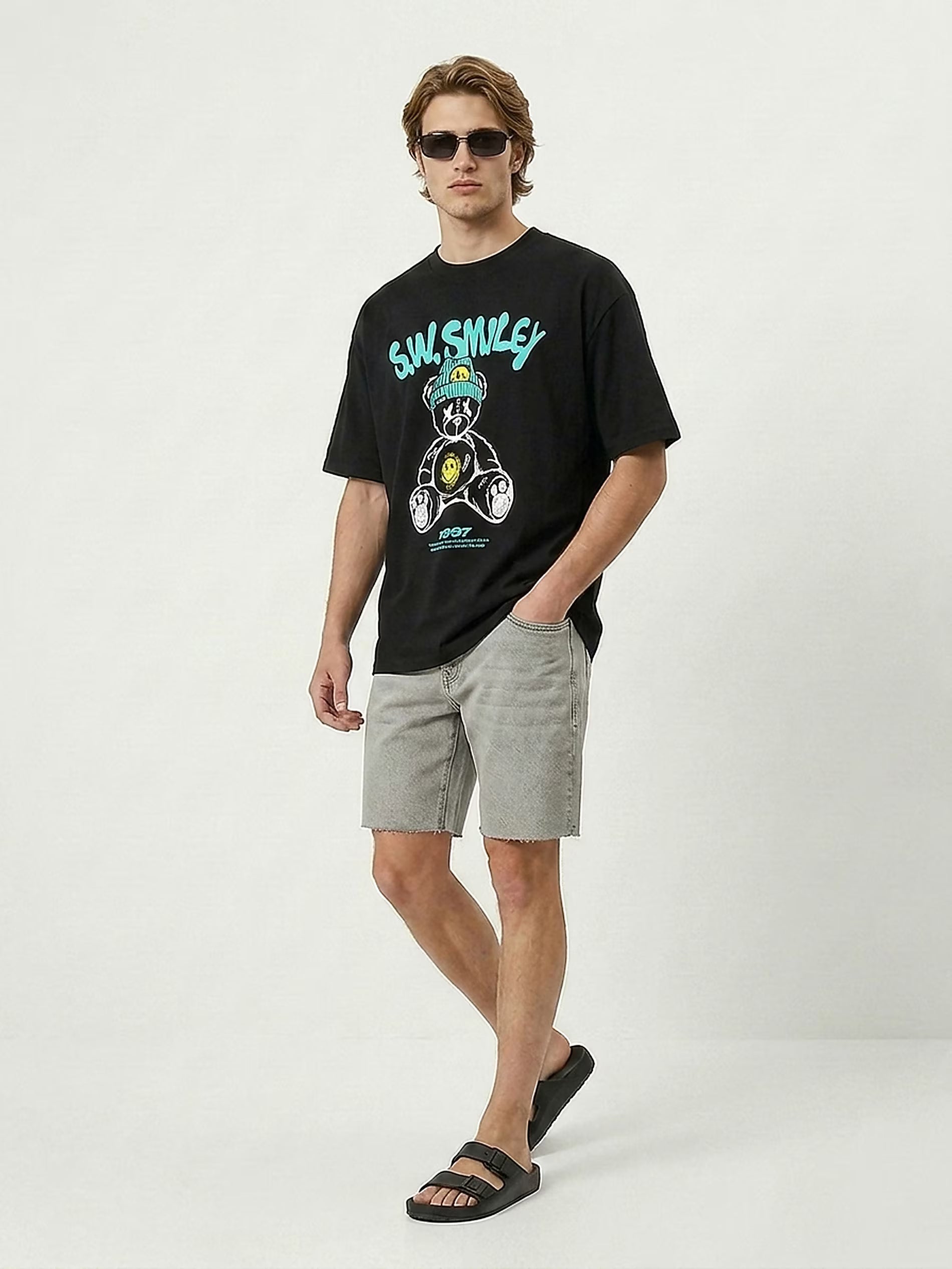 Cotton T-shirt with S.W.Smiley print on the back