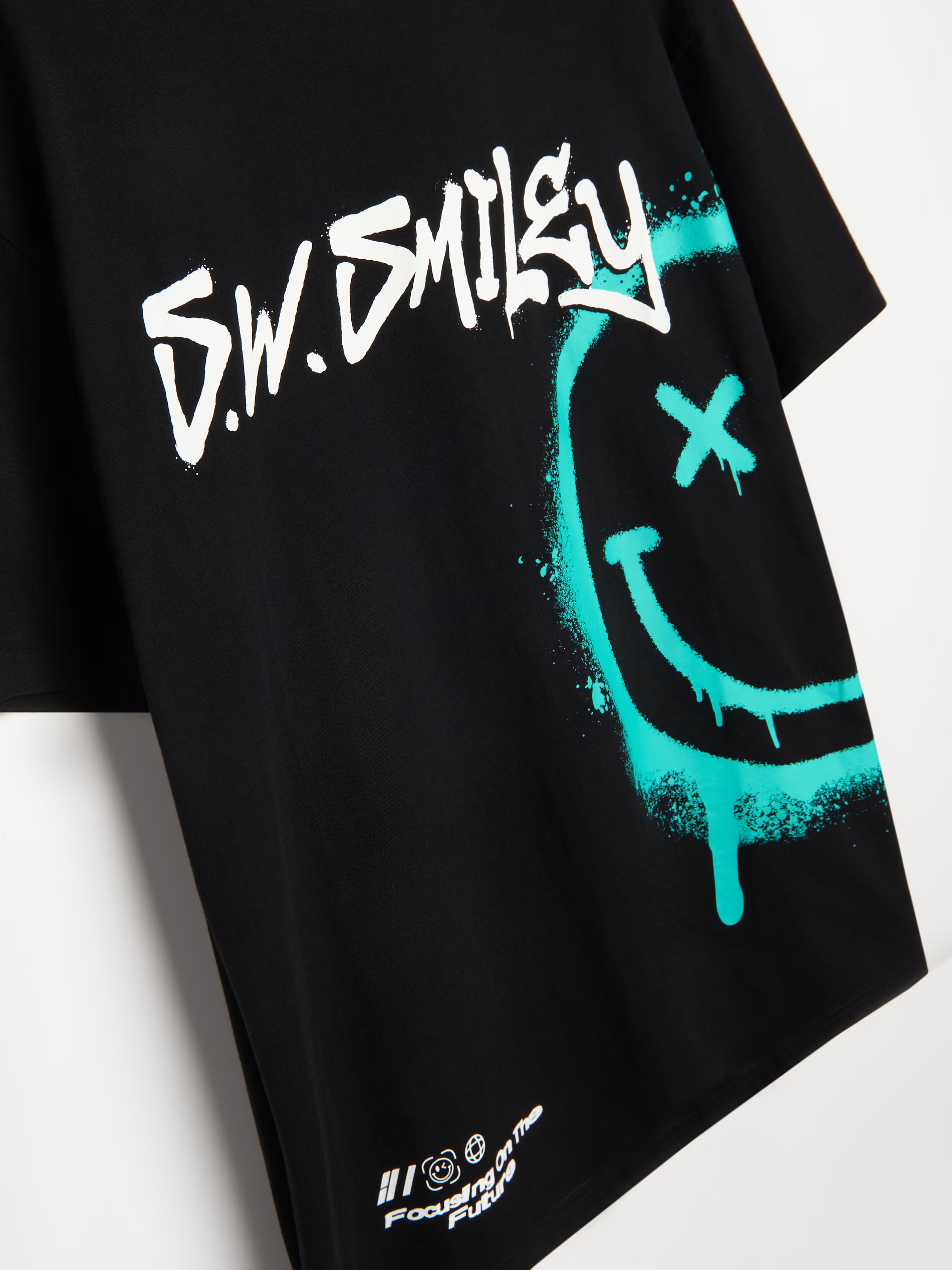 Cotton T-shirt with S.W.Smiley print on the back