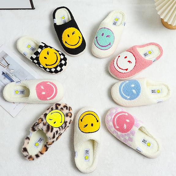 SMILEYWORLD® Kids Slippers丨Boys Girls Smiley Face House Slippers丨Winter Warm Soft Plush Indoor Outdoor Memory Foam Fuzzy Flat Slides丨Comfy Slip-on Shoes