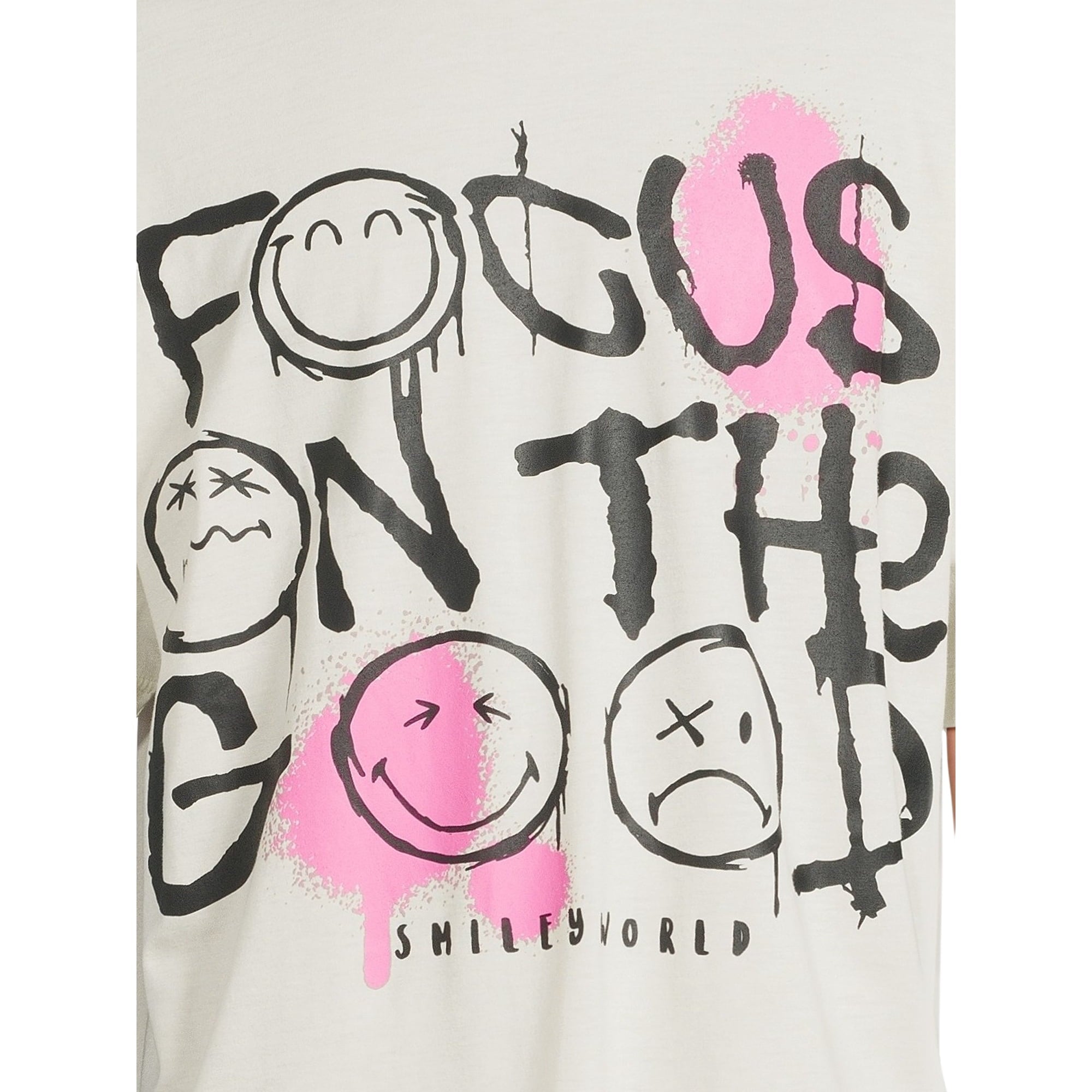 SmileyWorld Men's Smiley Graphic Tee with Short Sleeves, Sizes S-3XL