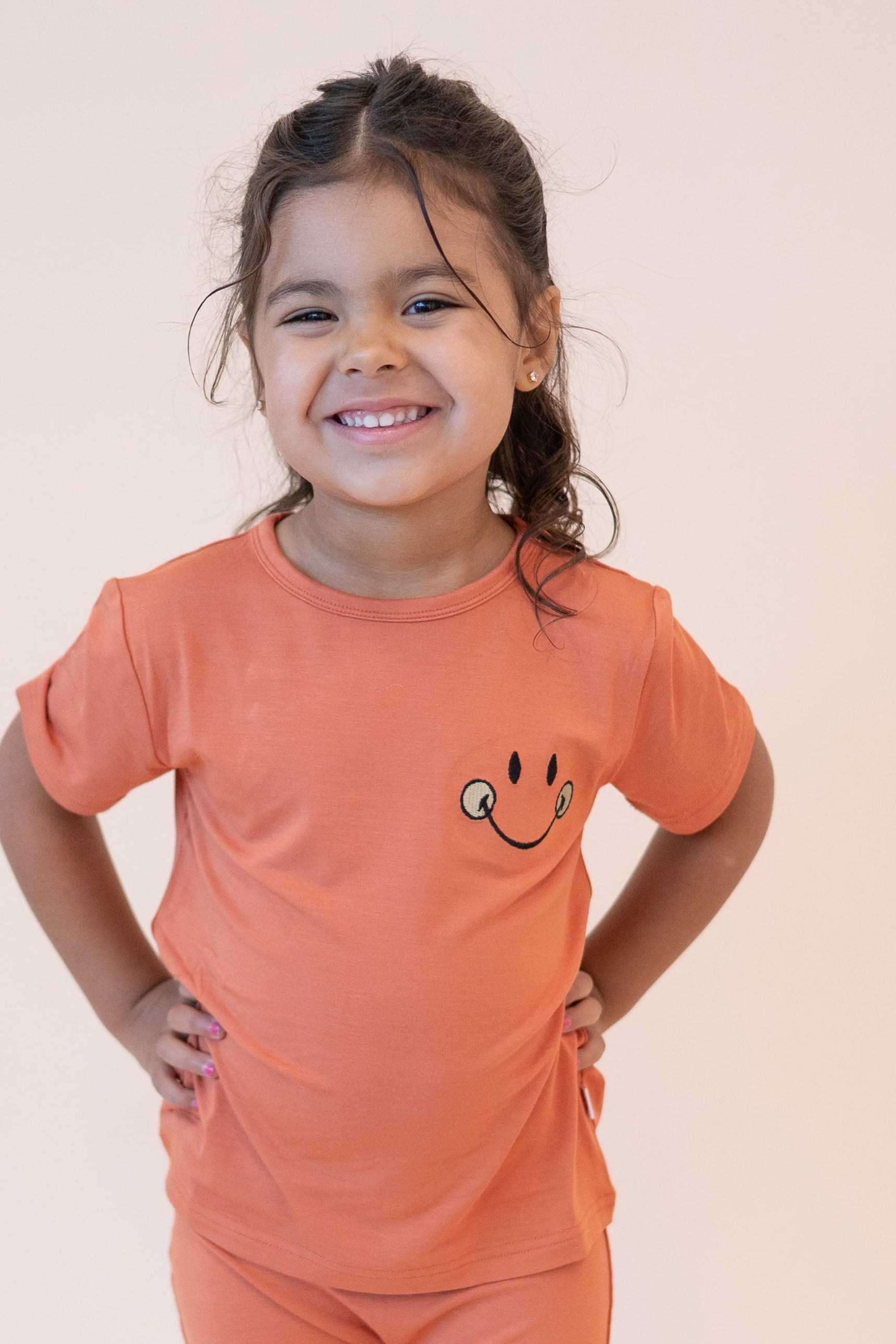 T-shirt - Mini Smiley® Happy Rust - Luxe Bamboo