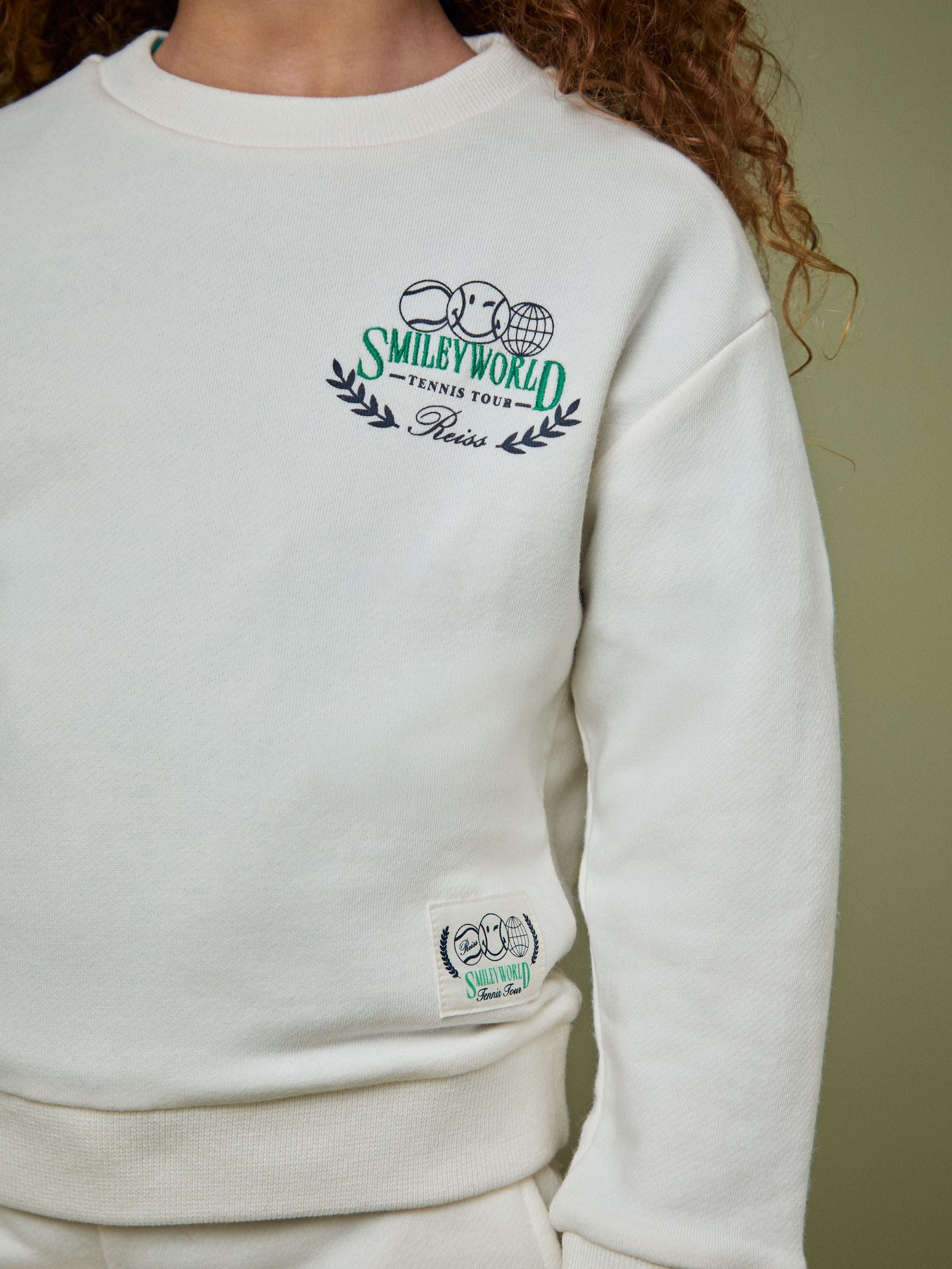 SmileyWorld | Reiss Logo Sweatshirt Unisex Fit in White