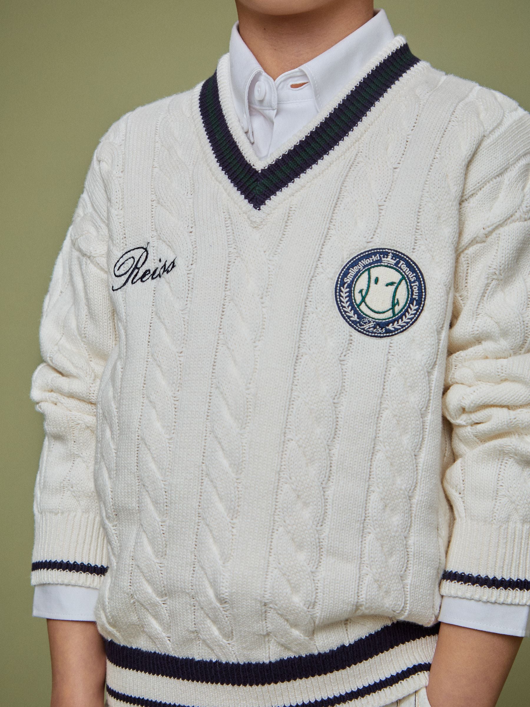 SmileyWorld | Reiss Cable-Knit Jumper Unisex Fit in Off White