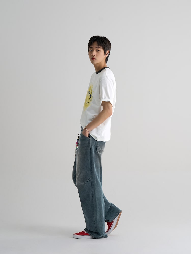 S.W.Smiley Signature Graphic Short Sleeve Tee - White