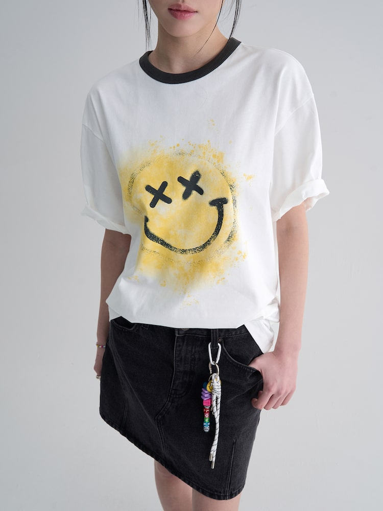 S.W.Smiley Signature Graphic Short Sleeve Tee - White