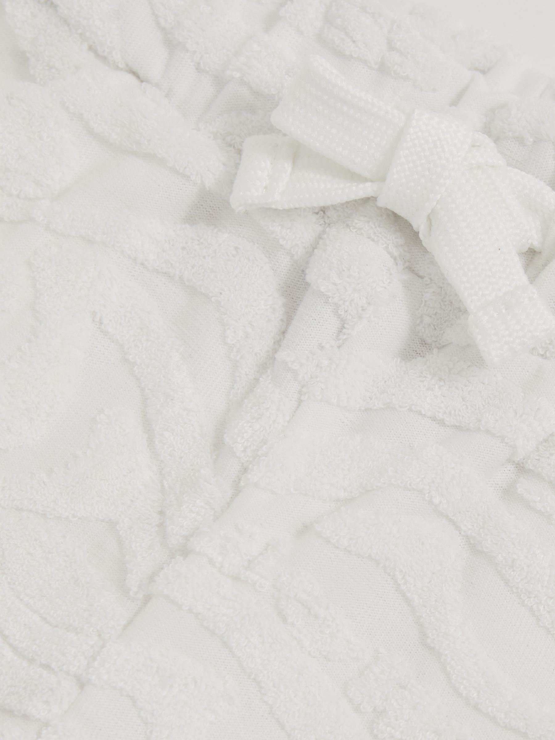 SmileyWorld | Reiss Wave Texture Shorts in White