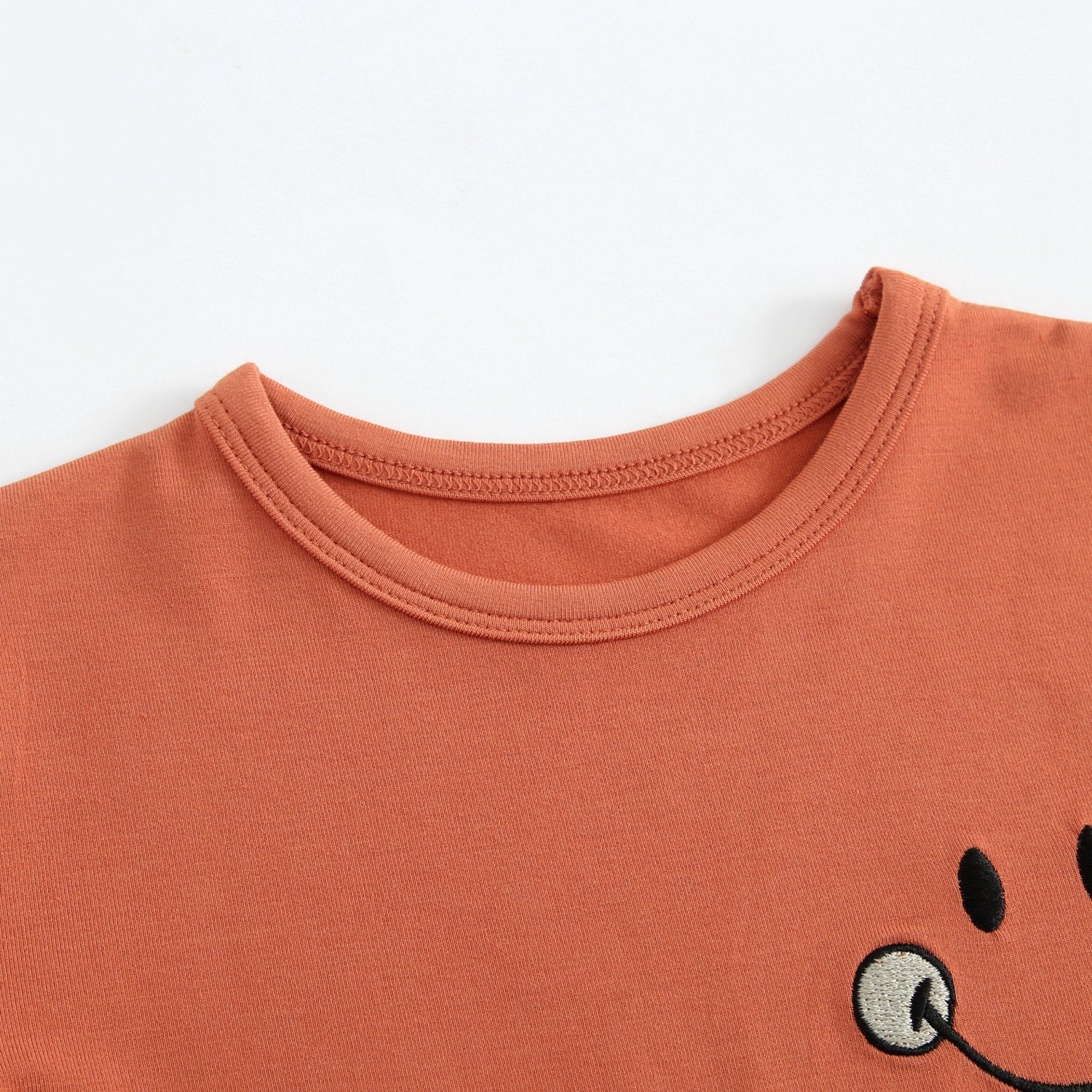 T-shirt - Mini Smiley® Happy Rust - Luxe Bamboo
