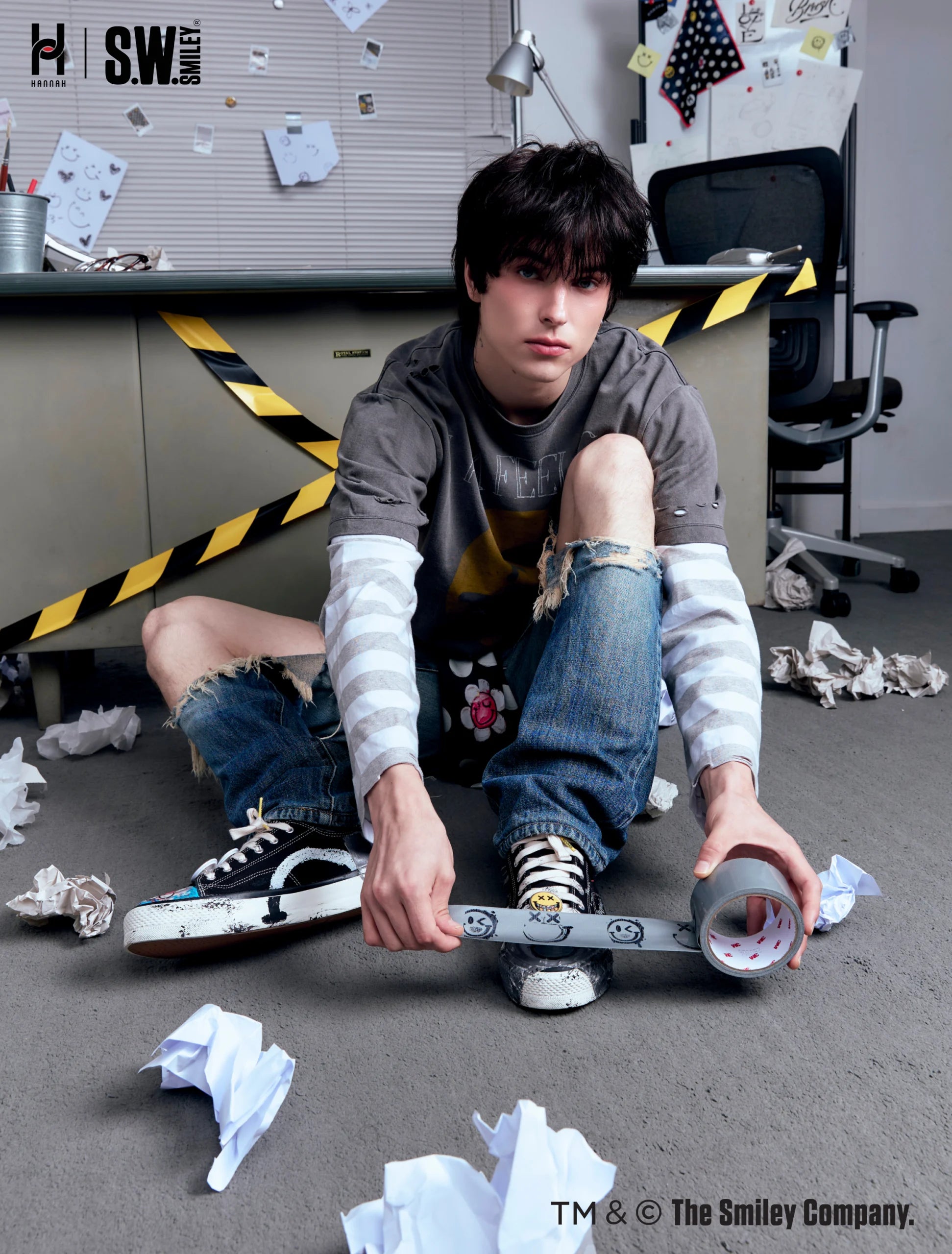 Sneakers: “HANNAH x S.W.SMILEY Custom-Built Raw Edition”