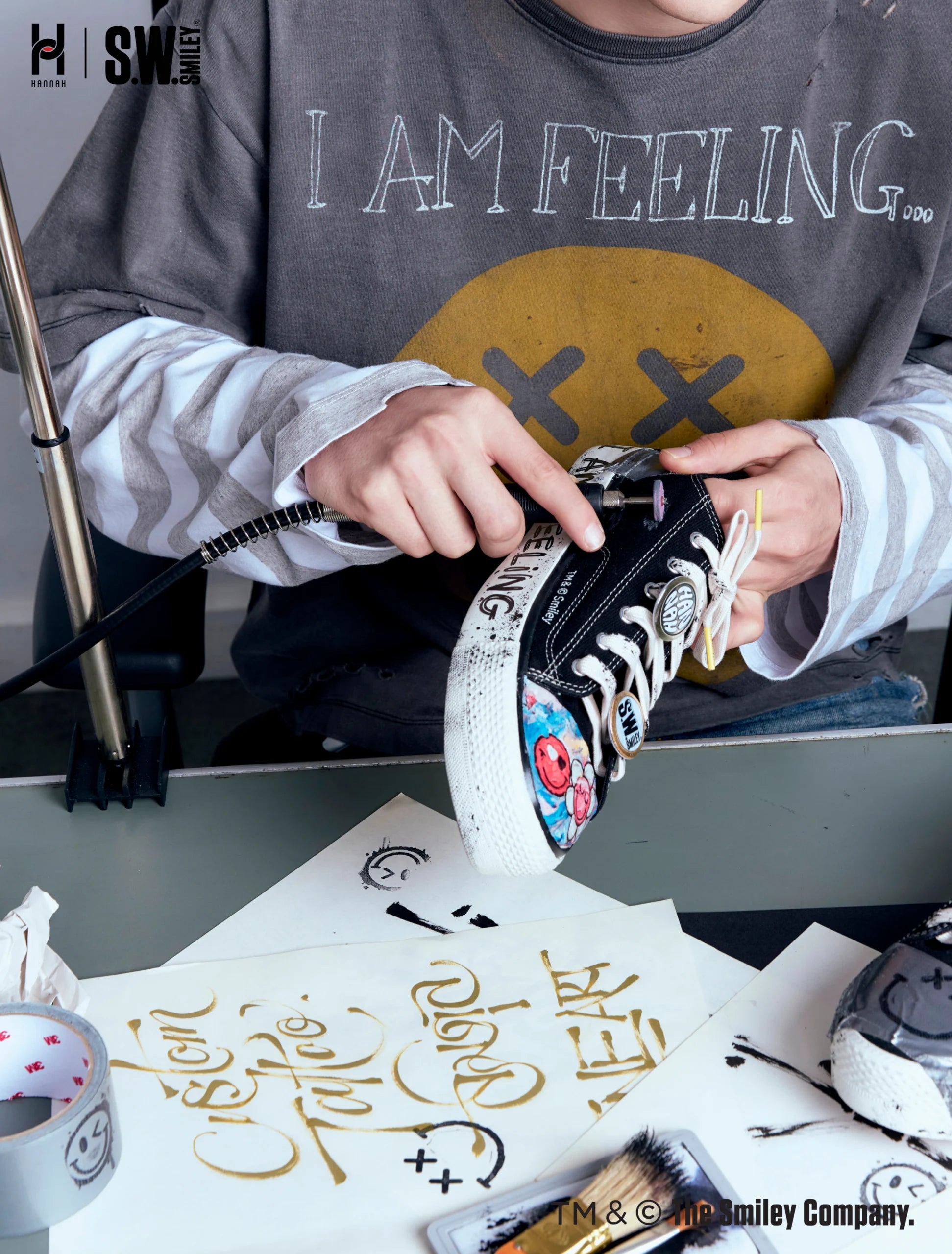 Sneakers: “HANNAH x S.W.SMILEY Custom-Built Raw Edition”