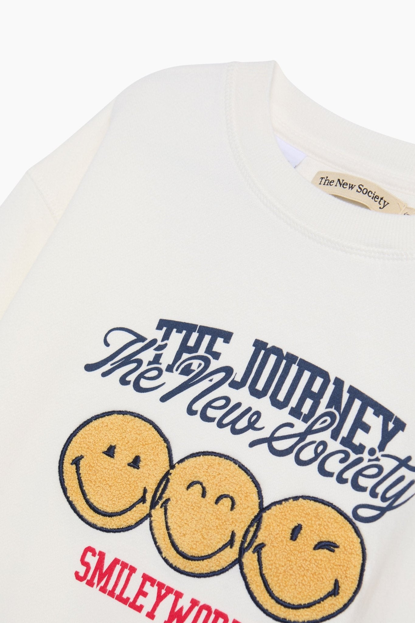 SmileyWorld® Sweatshirt Whisper White