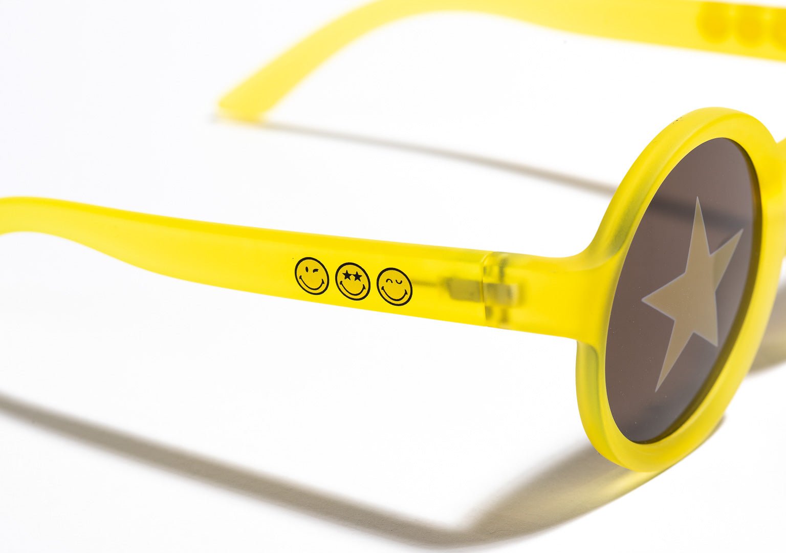 SmileyWorld Kids Sunglasses Round Sunlight Yellow